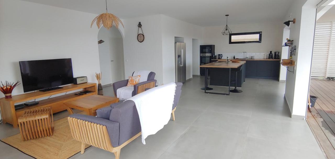 Villa Fleur De Goyave - Tres Bien Ventilee - Vue Degagee سانت فرانسوا المظهر الخارجي الصورة