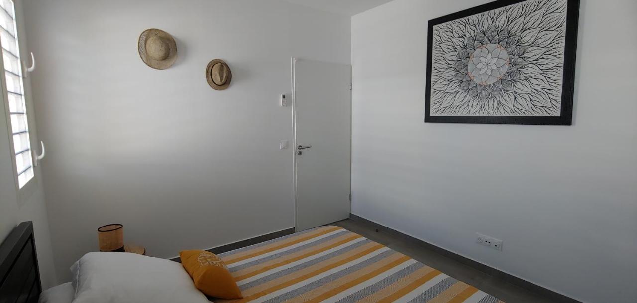 Villa Fleur De Goyave - Tres Bien Ventilee - Vue Degagee سانت فرانسوا المظهر الخارجي الصورة